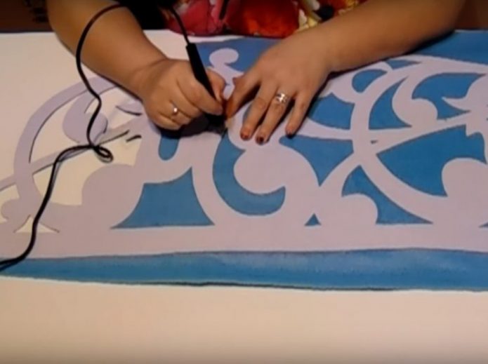Выжигание ажурного узора для ламбрекена